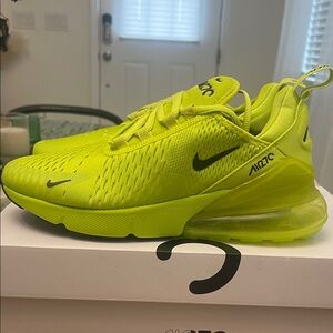 NWT Nike Air Max 270 “Tennis Ball” – Women’s